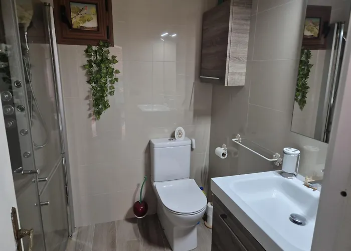 La Torre, Vistas A La Bahia *